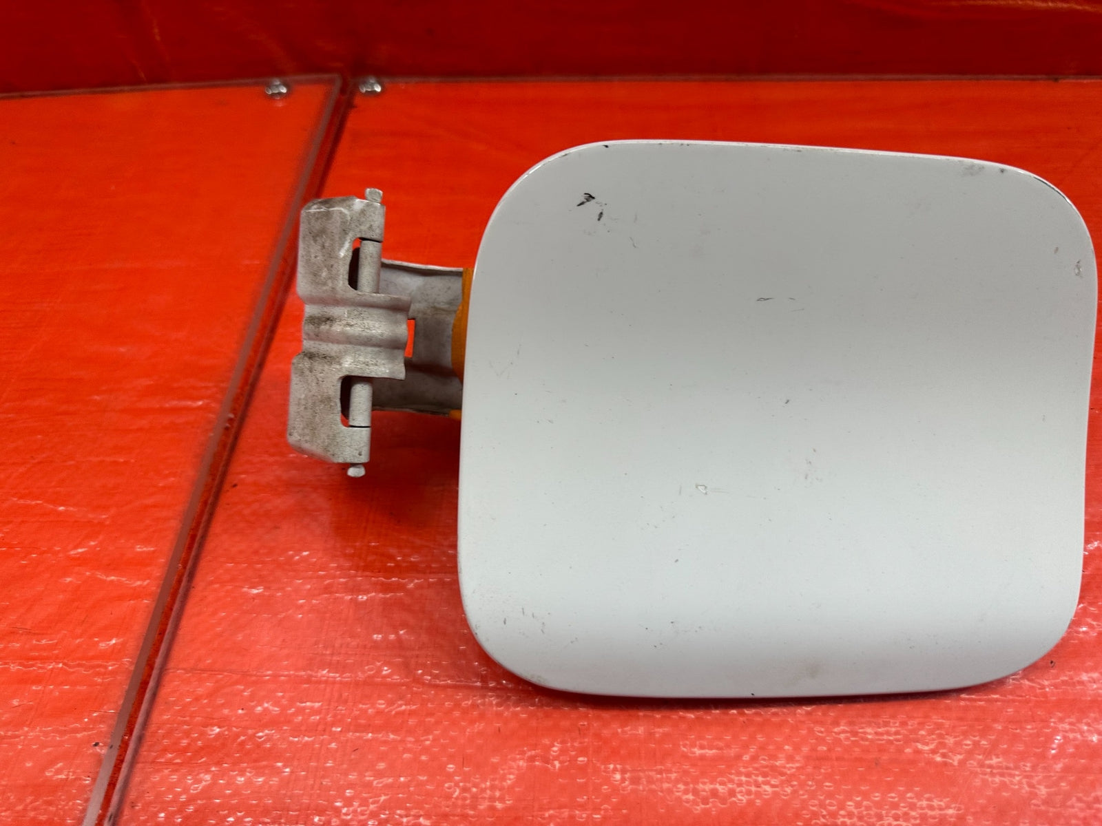 08 15 LANCER EVOLUTION X EVO 10   FUEL LID / GAS CAP COVER   WHITE   OEM #2067