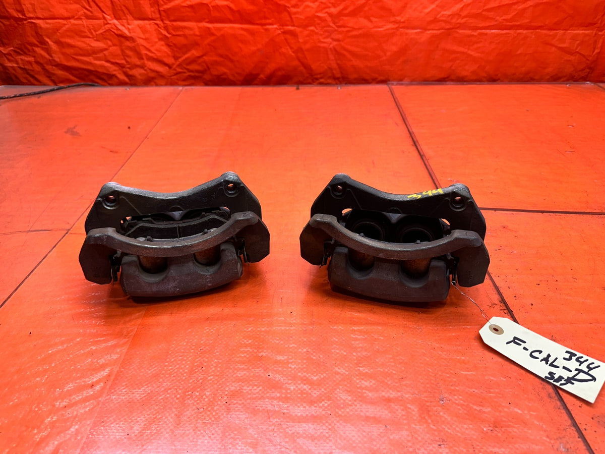 14-15 INFINITI Q50 3.7L FRONT LEFT RIGHT BRAKE CALIPERS SET PAIR ASSEMBLY OEM #30