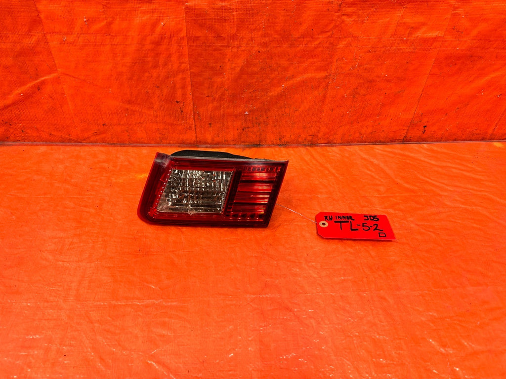 11 14 ACURA TSX   PASSENGER RIGHT INNER TAIL LIGHT LAMP TRUNK   OEM FACTORY 3051