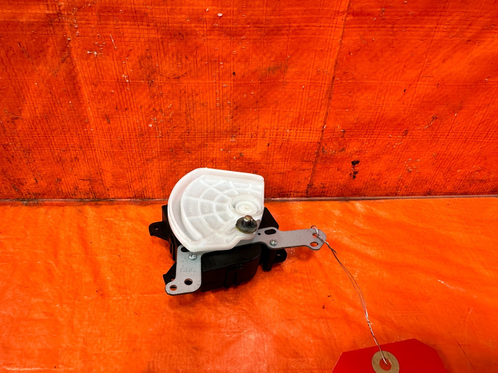 04 14 ACURA TSX   AC FLAP VENT ACTUATOR   PART # 113800 2320   OEM #3052