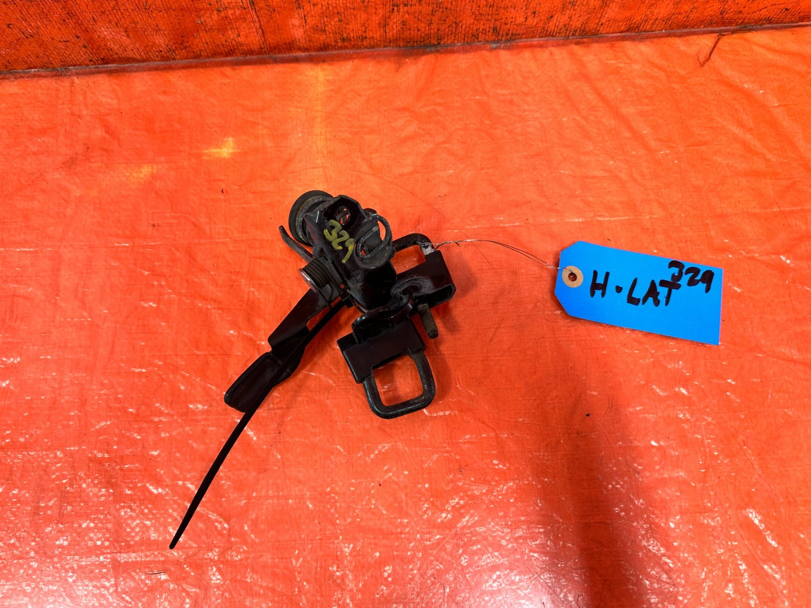 08 15 INFINITI G37 Q60 FRONT HOOD LATCH LOCK CATCH RELEASE WITH SPRING OEM #3290