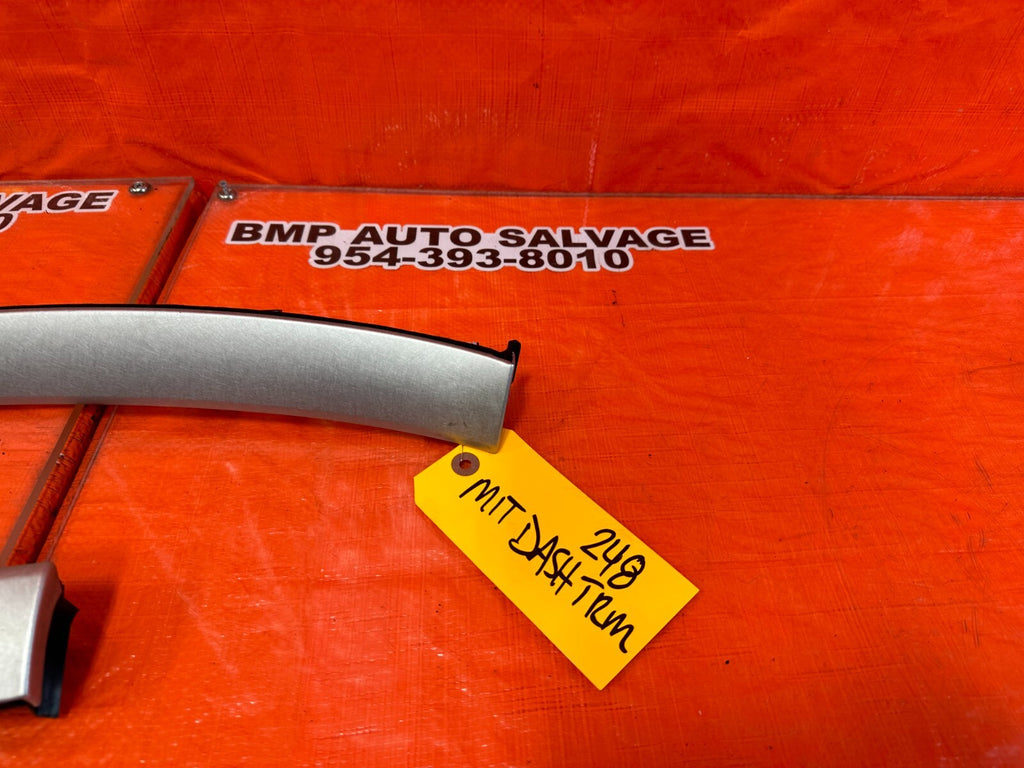 08 15 INFINITI G37 & Q60 2D COUPE   LEFT & RIGHT DASHBOARD DASH TRIM   OEM #2481