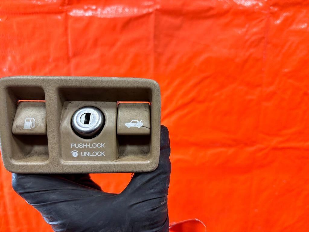 1992 92 LEXUS SC300   FUEL TRUNK RELEASE LEVER   TAN   OEM FACTORY #2764