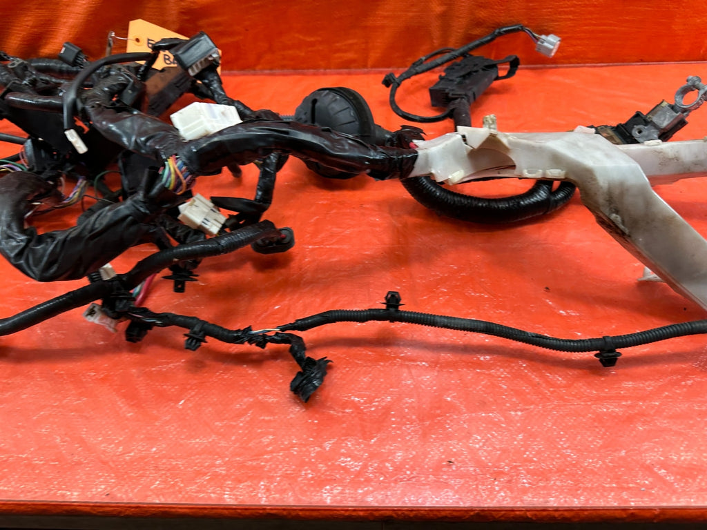 2008 INFINITI G35 X SEDAN ENGINE BAY . UNDER HOOD WIRING HARNESS WIRE LOOM #1928