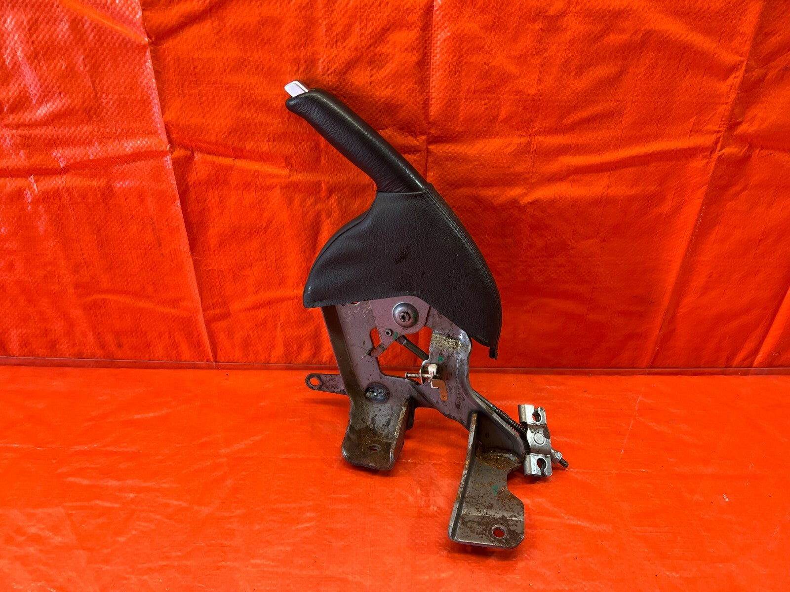 07 08 ACURA TL TYPE S   EMERGENCY / PARKING BRAKE HANDLE GRIP LEVER   OEM OE #870