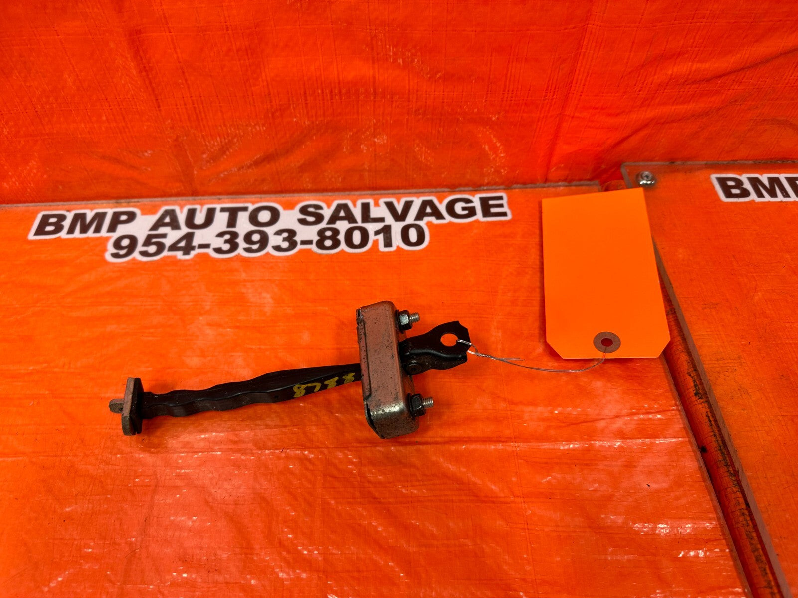 14 20 INFINITI Q50   LEFT OR RIGHT REAR DOOR CHECKER HINGE ARM STOPPER OEM 87887