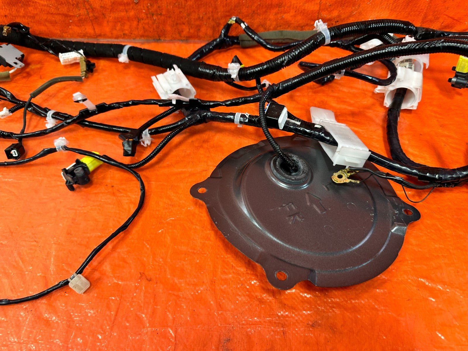 16 17 INFINITI Q50 RED    INTERIOR FLOOR BODY HARNESS   24017 6HB1A OEM  #3168