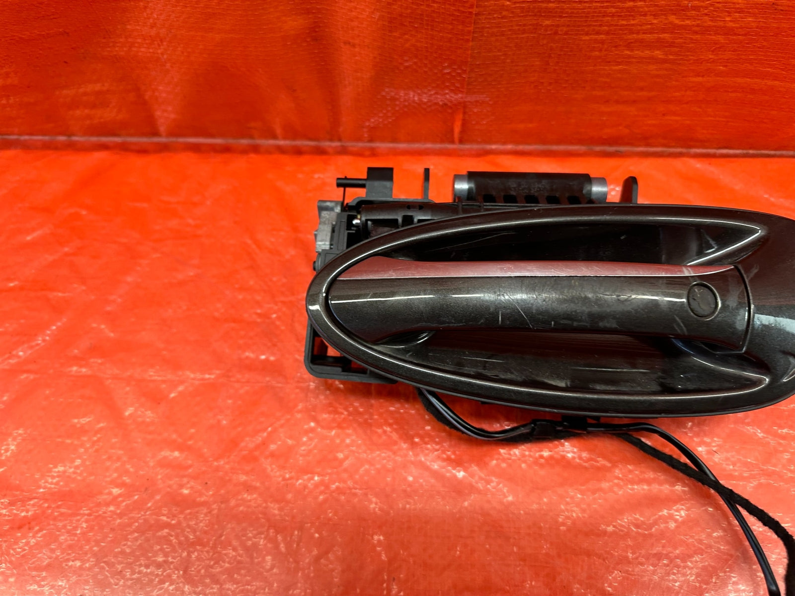 10 16 PORSCHE PANAMERA   DRIVER LEFT REAR EXTERIOR DOOR HANDLE   OEM FACTORY #659