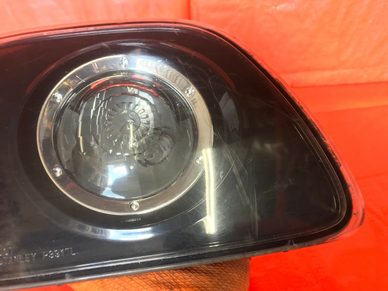 OEM 2004 2005 2006 MAZDA 3   SEDAN   DRIVER LEFT INNER TAIL LIGHT LAMP P3917L1