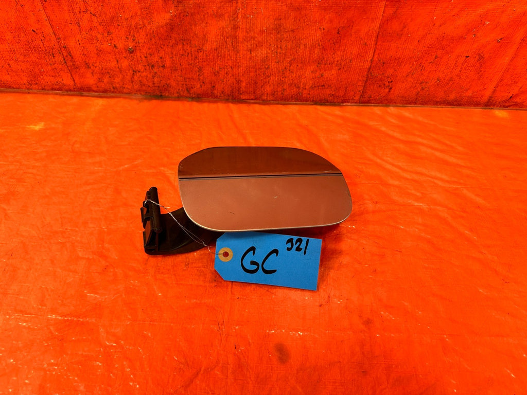 09 14 ACURA TSX   FUEL LID / GAS CAP COVER SILVER COLOR   OEM FACTORY #3210