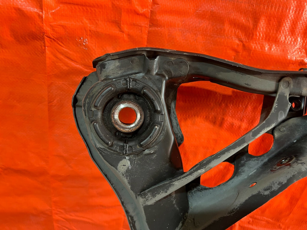 04 08 ACURA TL   REAR SUBFRAME CROSSMEMBER K FRAME   OEM FACTORY #877