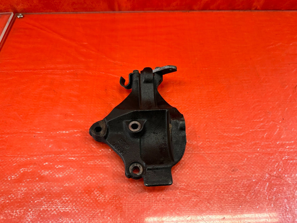95 98 HONDA ODYSSEY   POWER STEERING BRACKET   OEM FACTORY #1930