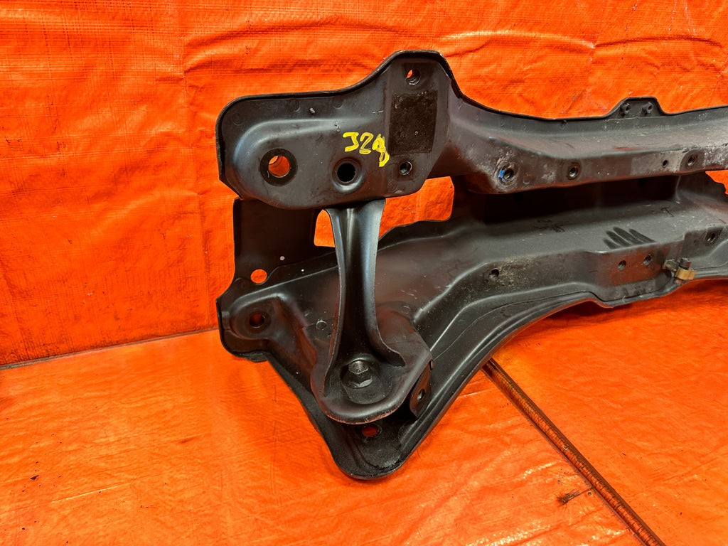 97 01 HONDA PRELUDE   FRONT SUBFRAME CROSSMEMBER K FRAME ENGINE CRADLE OEM 32311