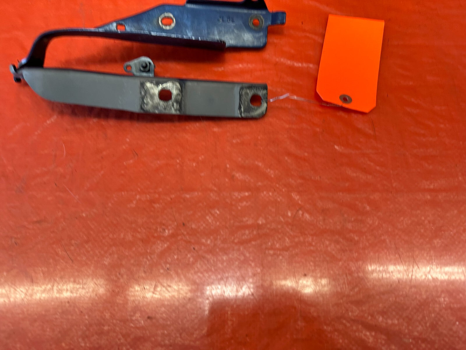 14 20 INFINITI Q50   DRIVER LEFT   HOOD HINGE   OEM FACTORY OE #2425