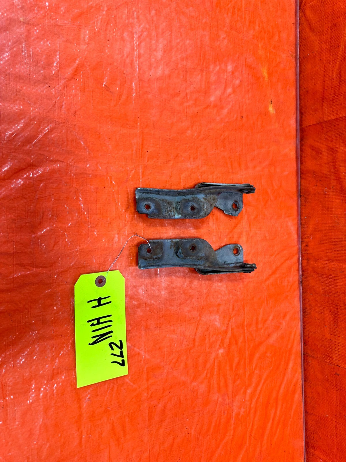 88 91 HONDA CRX & CIVIC HATCH   HOOD HINGE SET   LEFT AND RIGHT HINGES OEM #2770