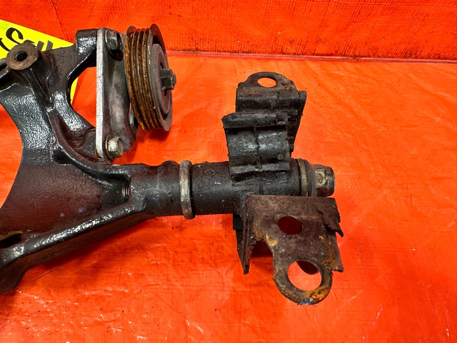 93 97 HONDA DEL SOL   92 95 CIVIC   D15B7 D16Z6 AC COMPRESSOR BRACKET   OEM SOHC4