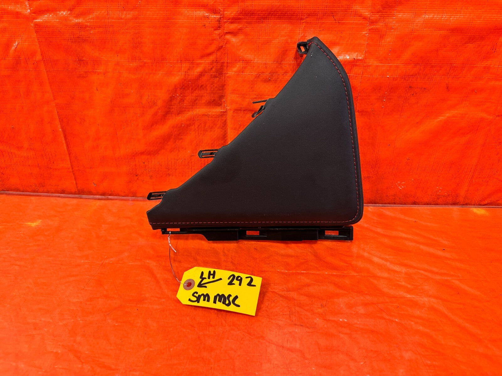 17 20 SUBARU BRZ   DRIVER LEFT   ARM REST CENTER SHIFTER CONSOLE   KNEE TRIM 2920