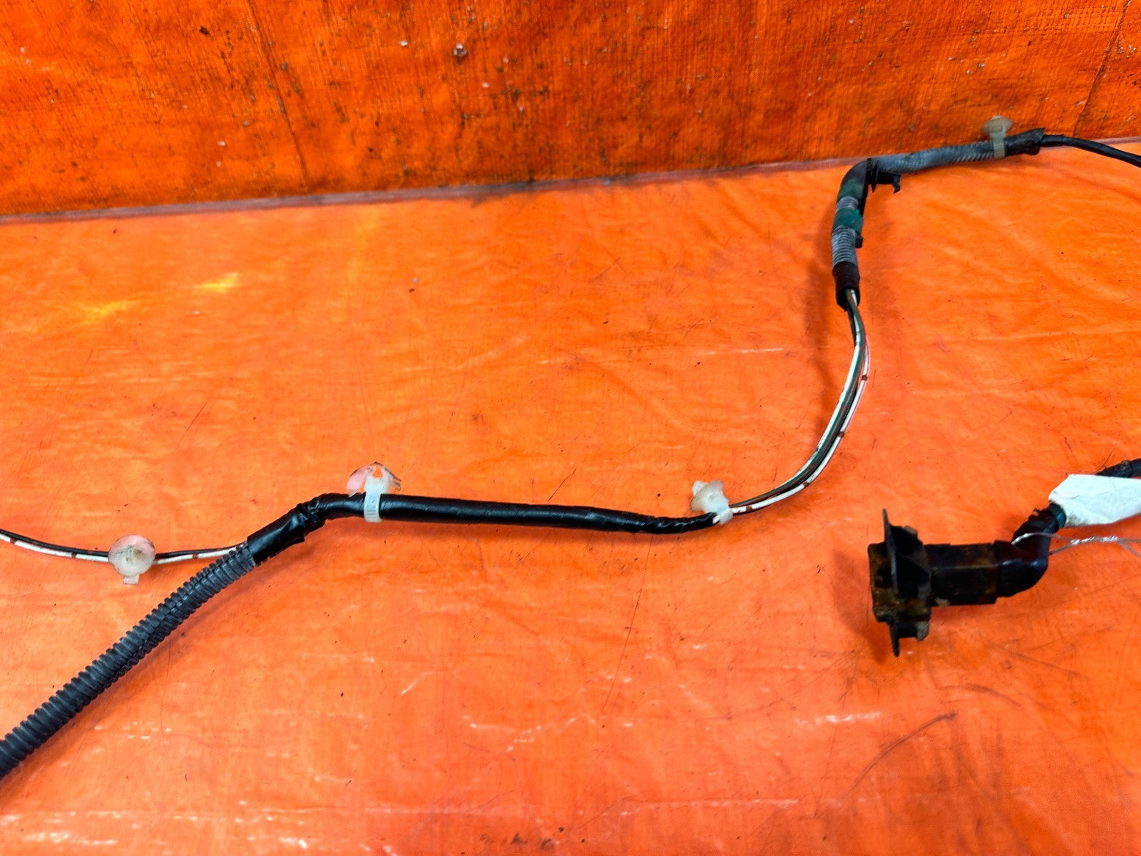 90 91 HONDA CIVIC HATCHBACK   RIGHT DOOR SPEAKER WIRE HARNESS   OEM 317 SPLICE3