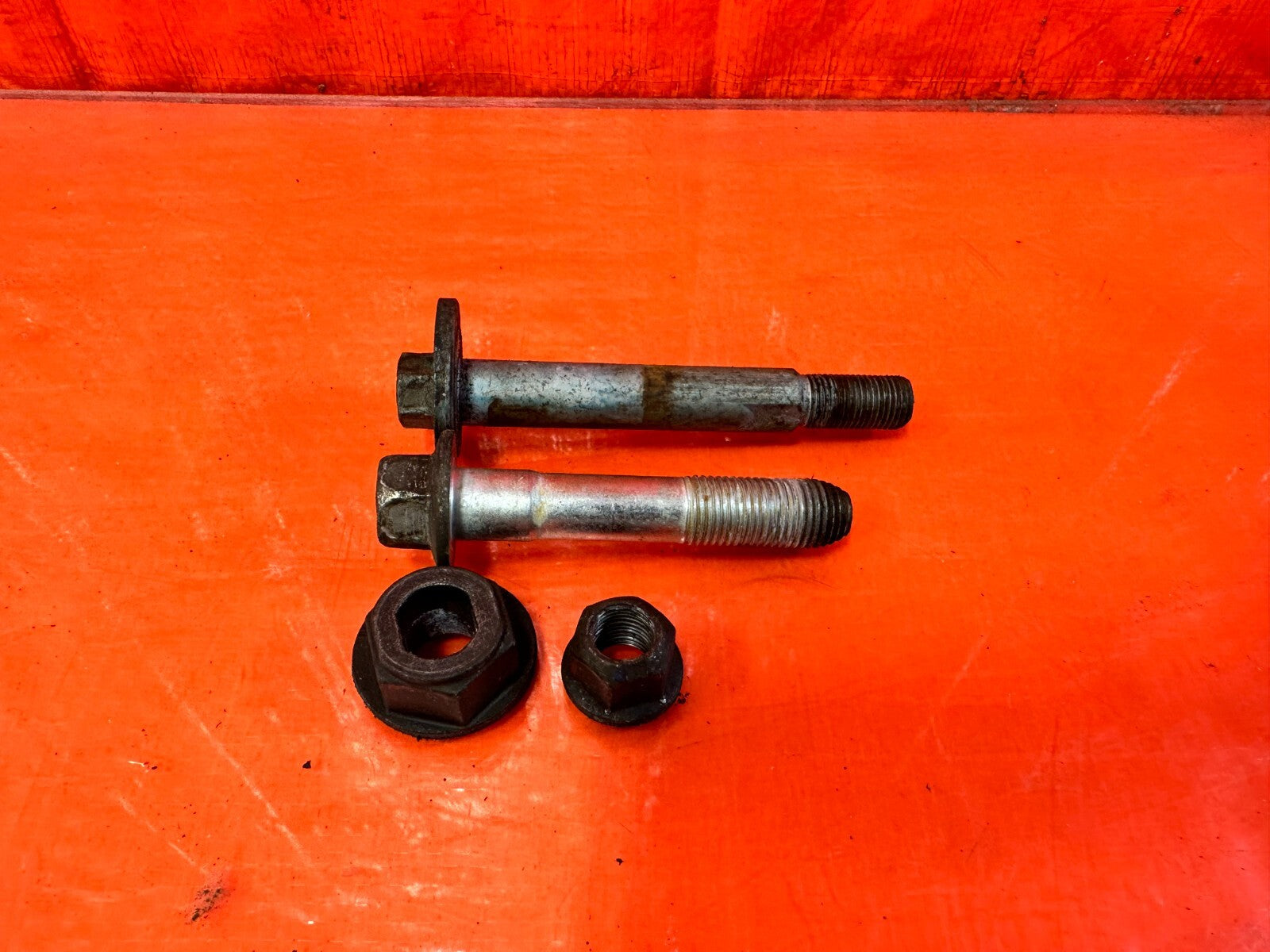 06 11 HONDA CIVIC   LEFT OR RIGHT REAR CAMBER CASTER BOLT SET BOLTS OEM 2860