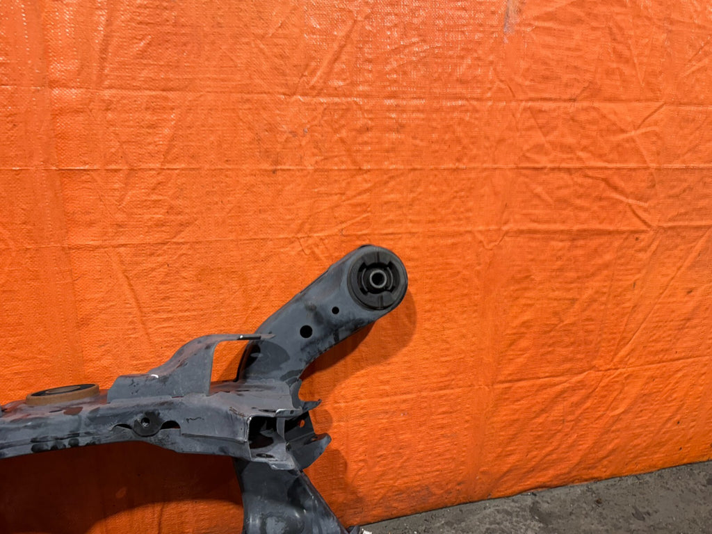 14 20 INFINITI Q50 & 16 20 Q60 REAR SUBFRAME CROSSMEMBER K FRAME W/ BRACKETS 2961