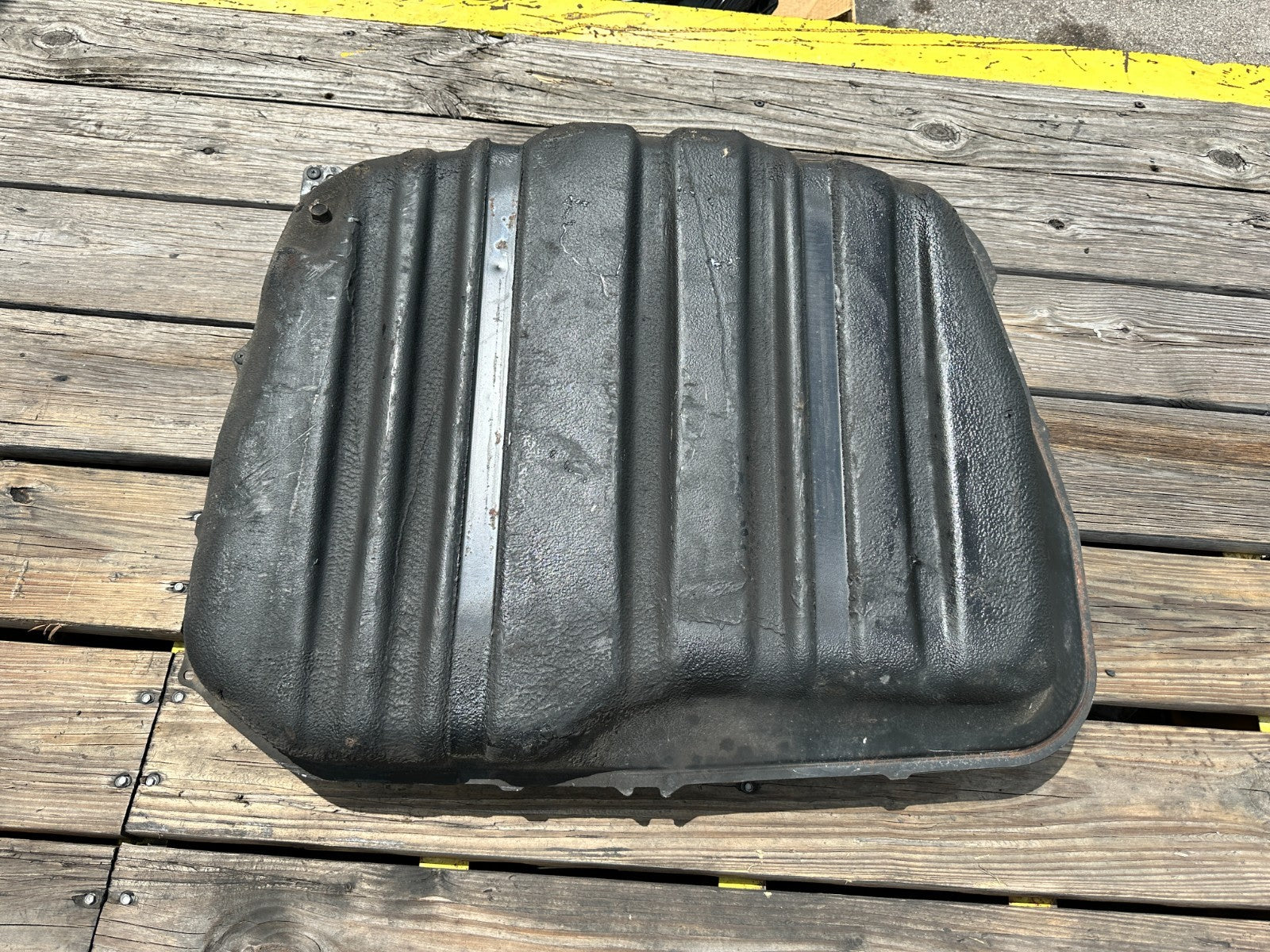 97 01 HONDA PRELUDE 2.2L FUEL GAS PETROL TANK CELL RESERVOIR BARE OEM #33514