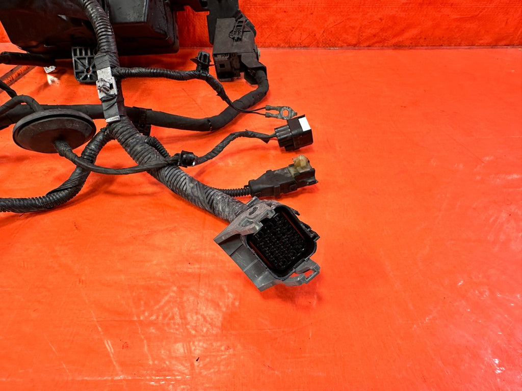2013 13  HYUNDAI GENESIS COUPE R SPED ENGINE BAY UNDER THE HOOD HARNESS FUSE BOX1