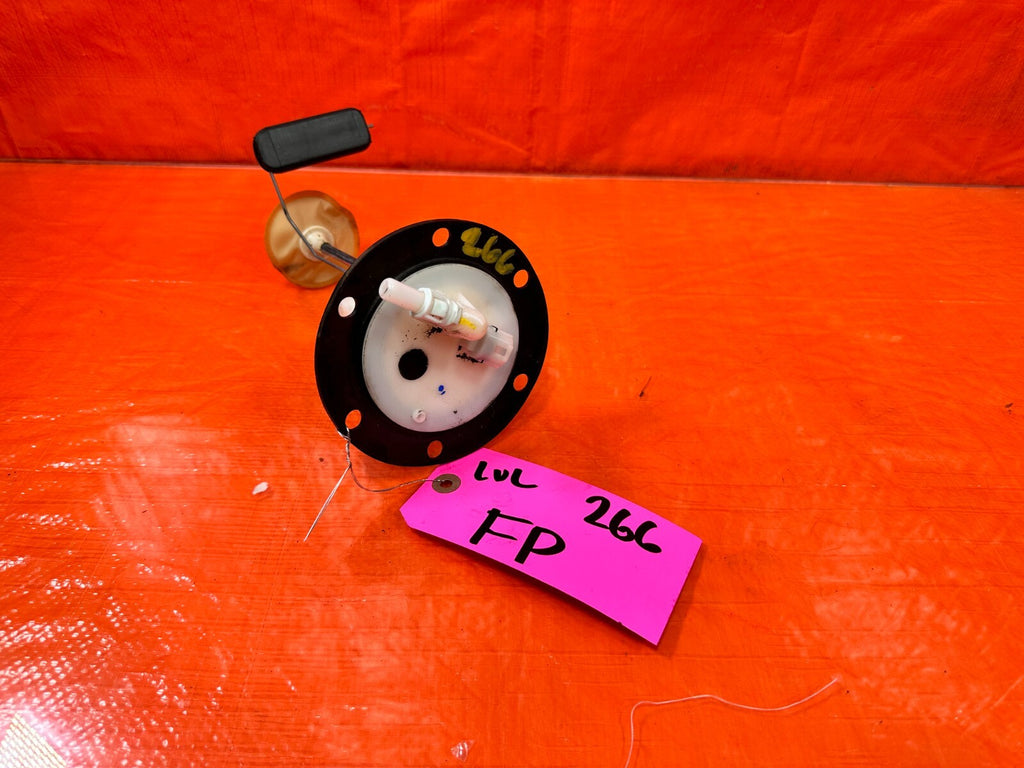 15 21 SUBARU WRX & STI   GASOLINE GAS FUEL LEVER SENSOR METER UNIT   OEM #2660