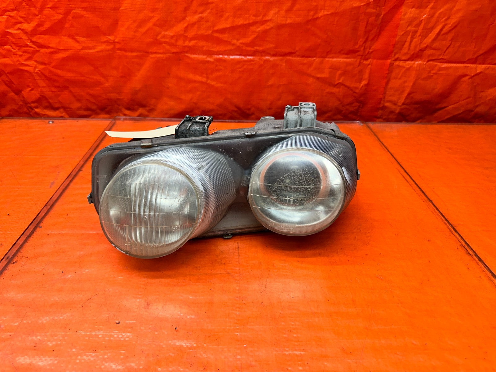94-01 ACURA INTEGRA 4D SEDAN FRONT LEFT DRIVER HEADLIGHT LAMP ASSEMBLY #3400