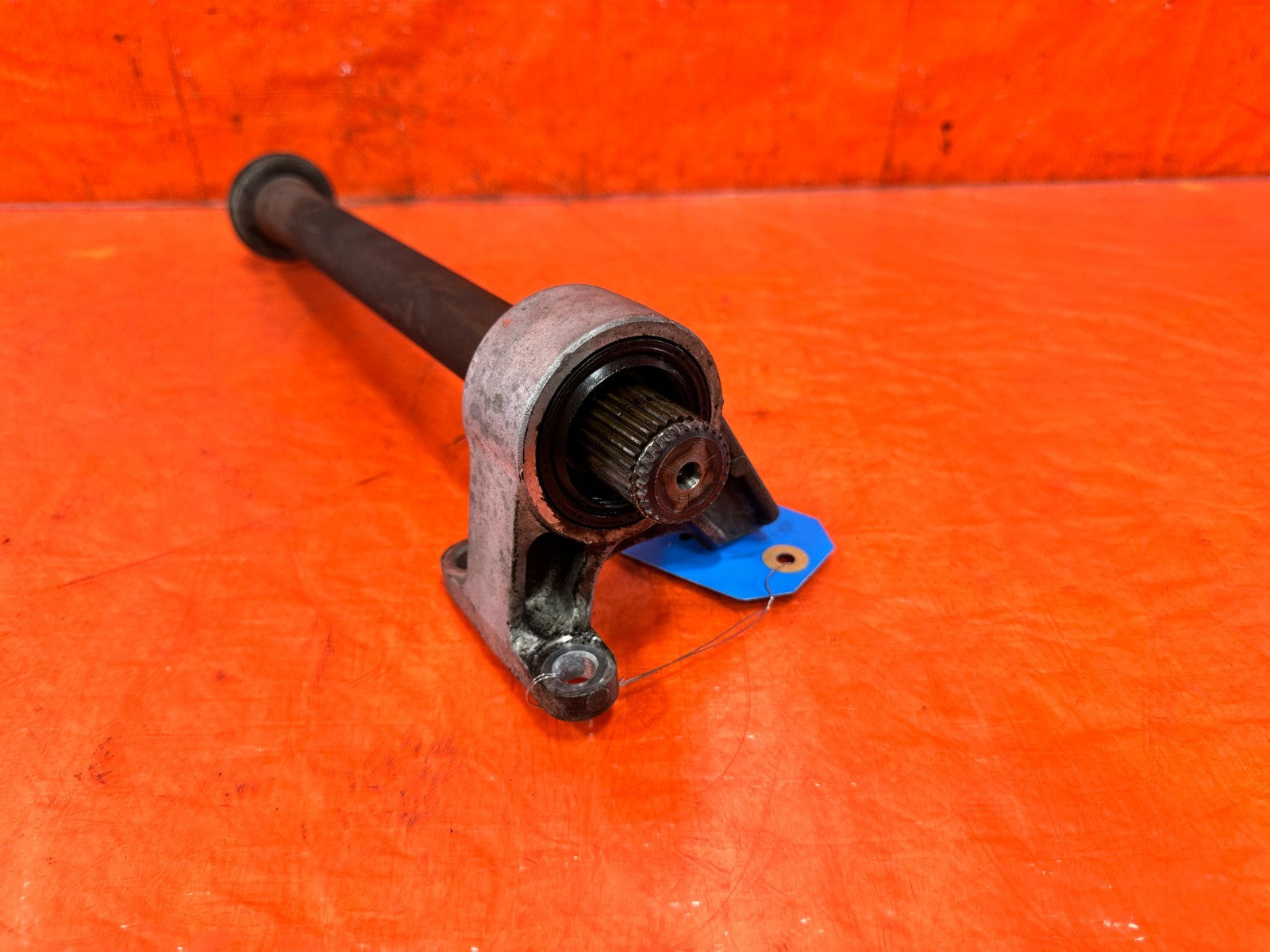 04 08 ACURA TSX   K24A2   AUTOMATIC   INTERMEDIATE MID HALF JACK SHAFT OEM #3041
