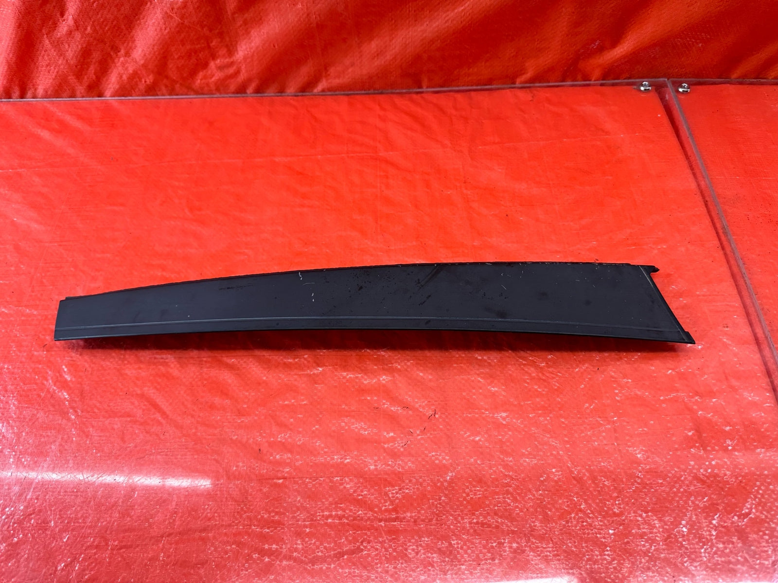 95 98 HONDA ODYSSEY   DRIVER LEFT FRONT DOOR SASH TRIM   OEM FACTORY #1938