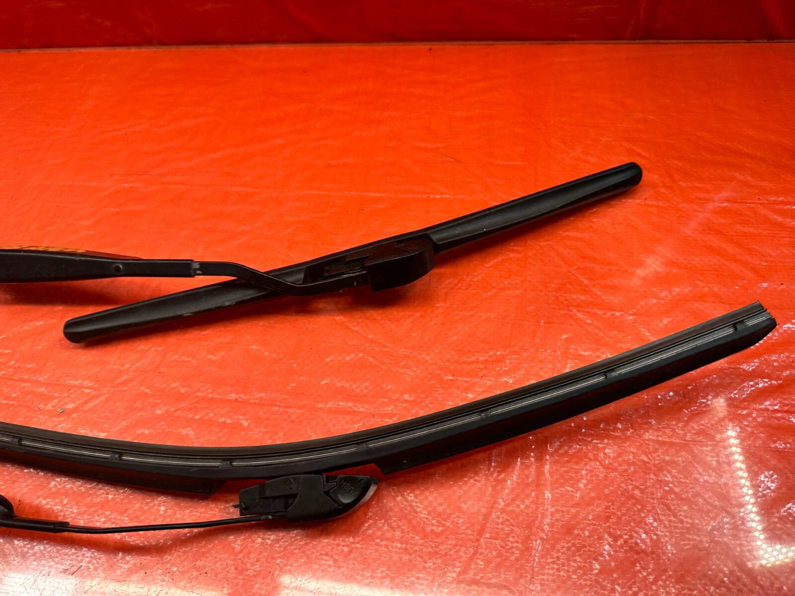 00 09 HONDA S2000   LEFT & RIGHT WINDSHIELD WIPER ARMS   OEM FACTORY #1985