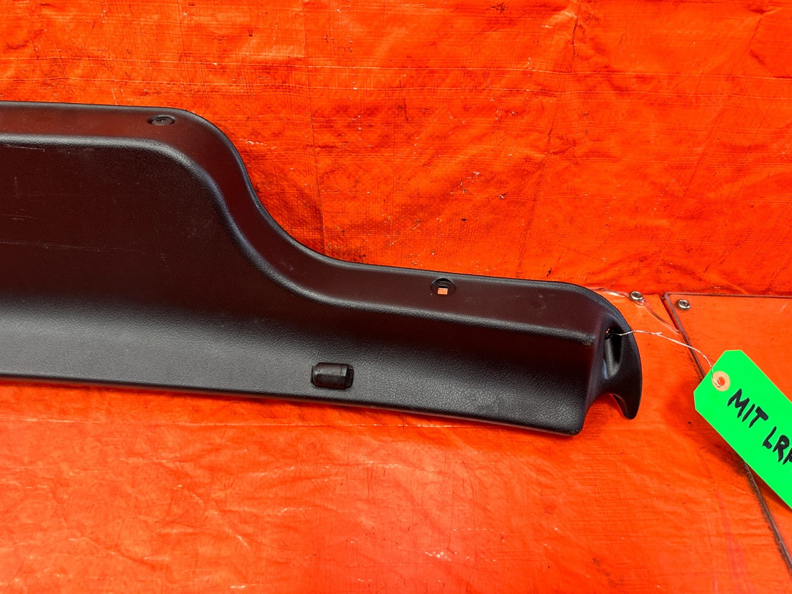 90 91 HONDA CIVIC HATCHBACK   REAR HATCH TAILGATE TRIM PLASTIC COVER OEM 3172