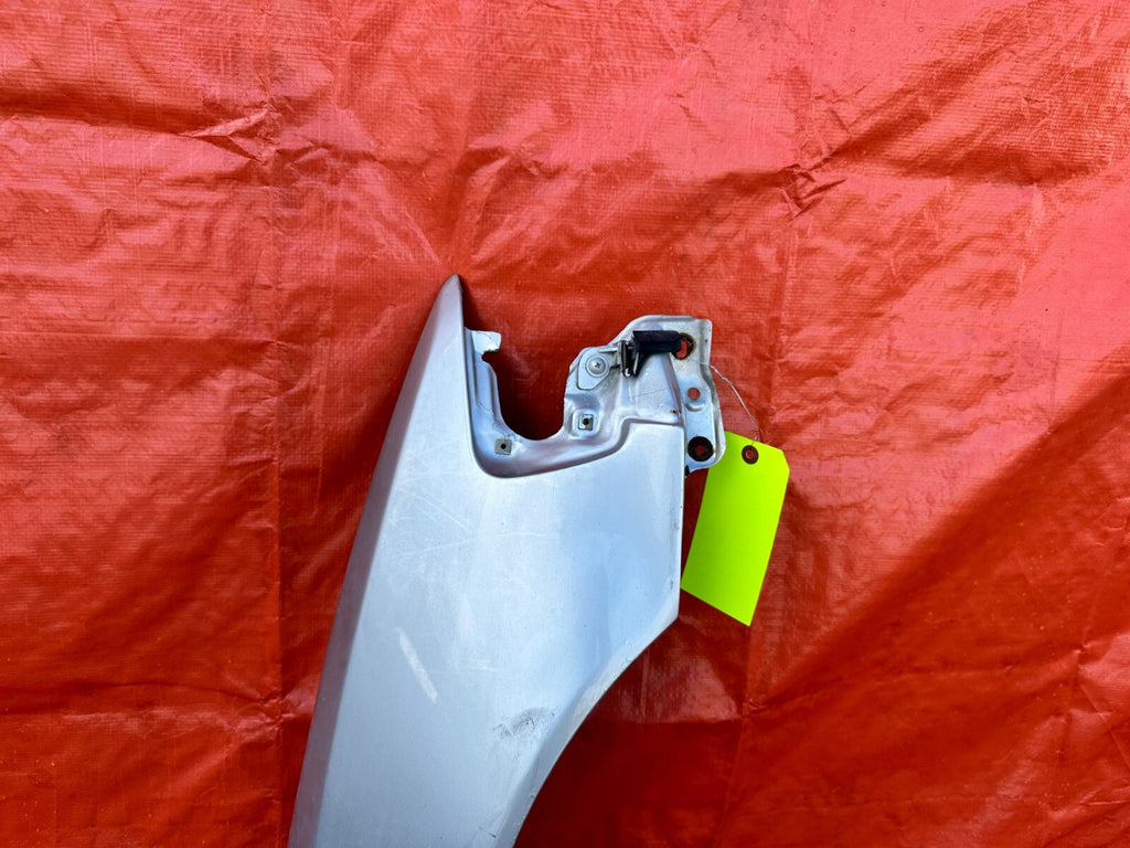 88 91 HONDA CRX   FENDER   PASSENGER RIGHT SIDE   OEM FACTORY #2775