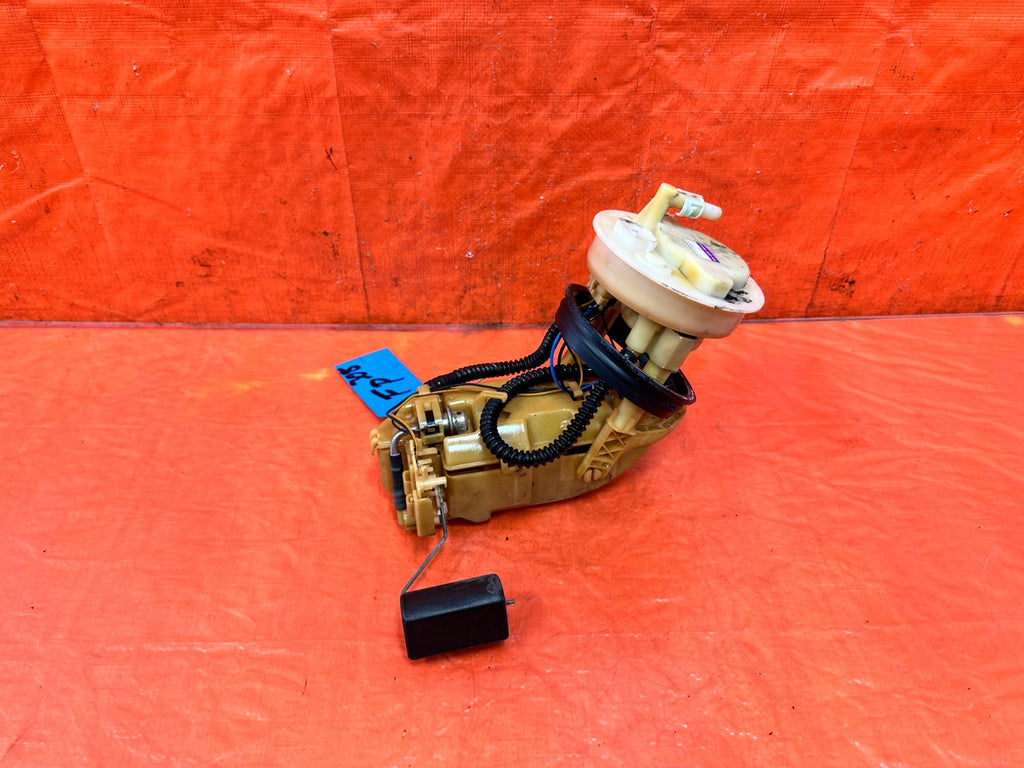 02-05 HONDA CIVIC SI EP3 HATCHBACK - 2.0L iVTEC - FUEL GAS GASOLINE PUMP OEM 3082