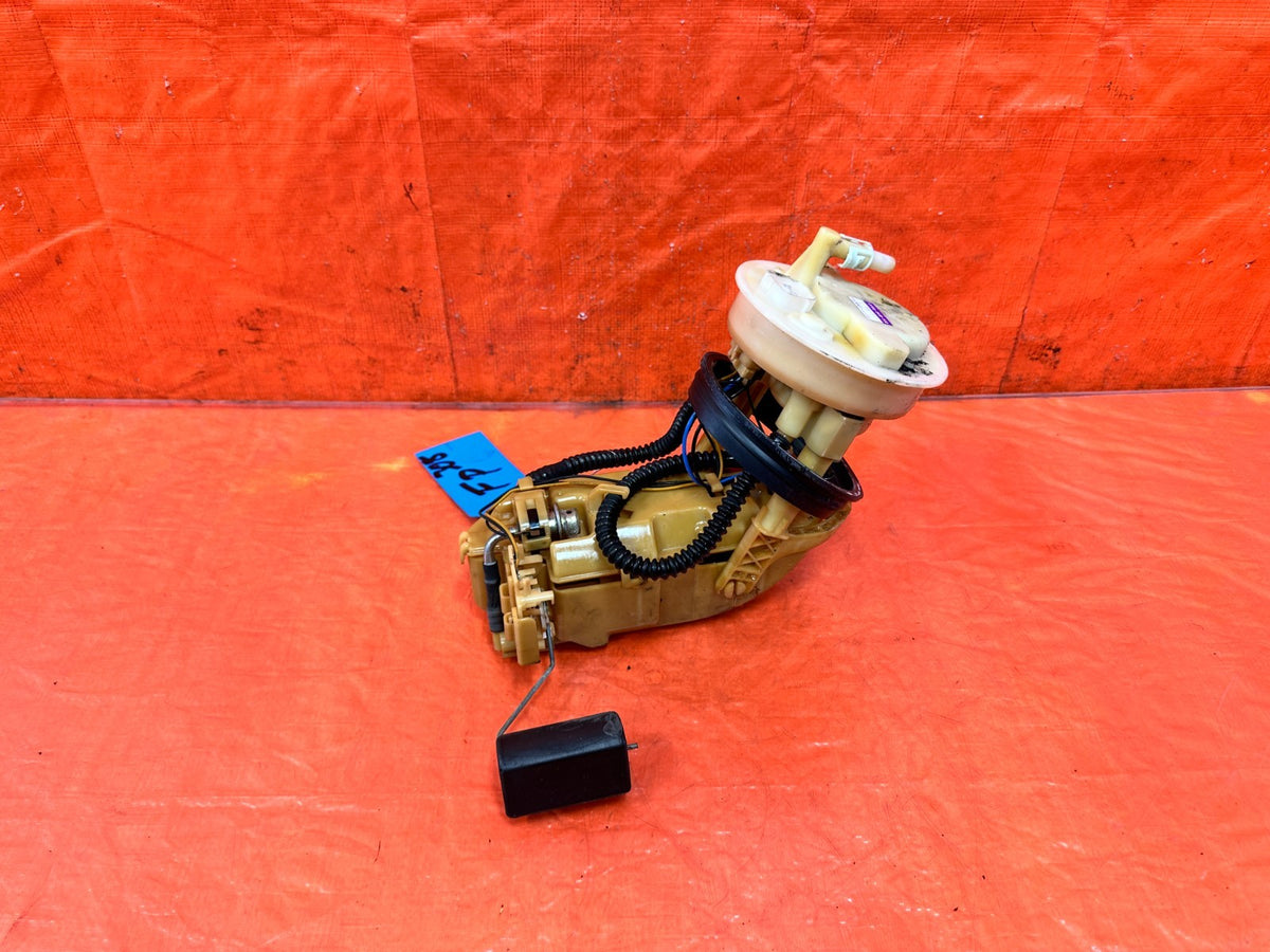 02-05 HONDA CIVIC SI EP3 HATCHBACK - 2.0L iVTEC - FUEL GAS GASOLINE PUMP OEM 3082