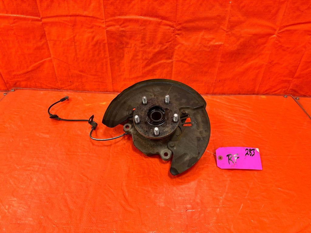 08 21 SUBARU IMPREZA WRX STI   EJ257 PASSENGER RIGHT FRONT SPINDLE KNUCKLE HUB0