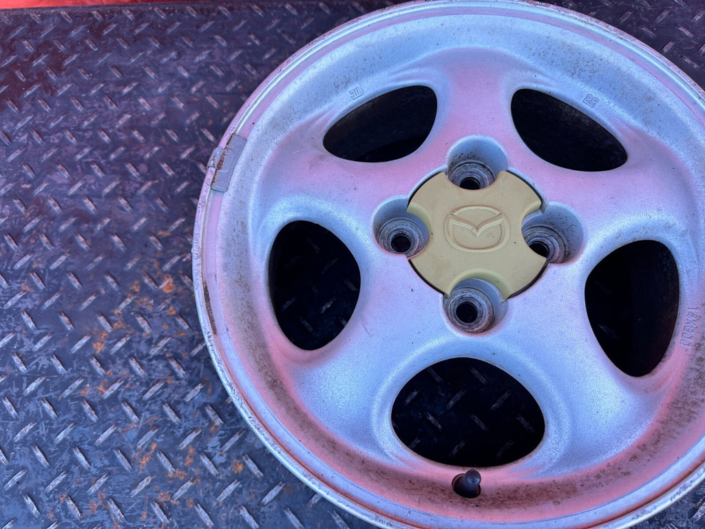 90 05 MAZDA MX 5 MIATA   5 SPOKE   14x6 +40MM FACTORY WHEEL RIM   OEM #267 28