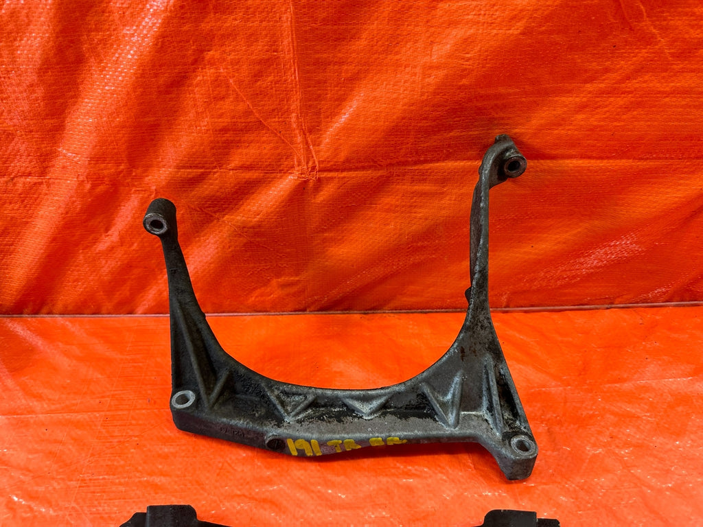 96 00 HONDA CIVIC   AUTOMATIC ENGINE STIFFENER TRANSMISSION ALUMINUM BRACKET 1916