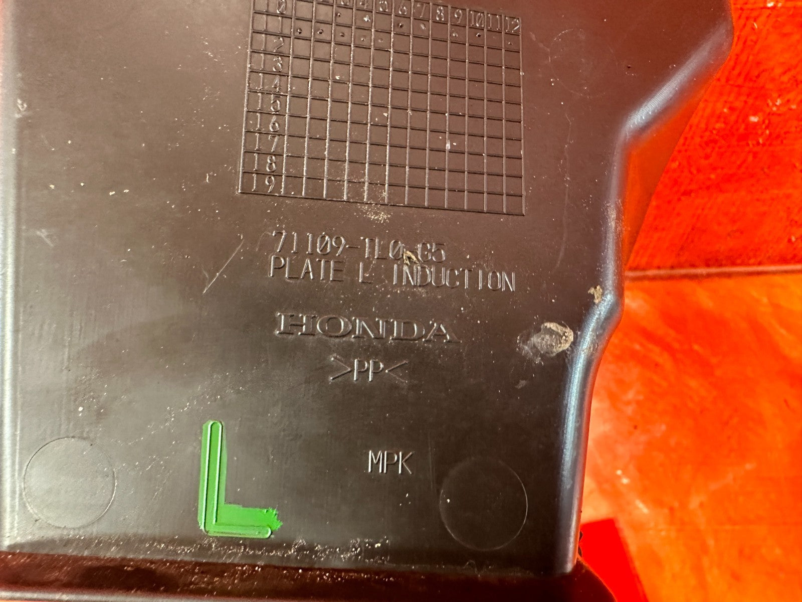 09 14 ACURA TSX   2.4L   RIGHT INDUCTION PLATE   71104 TL0 G5   OEM #3051
