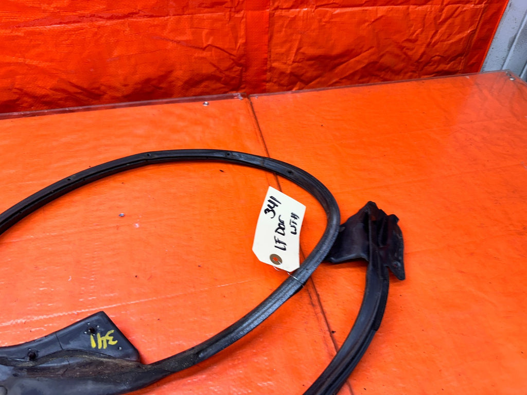 94-01 ACURA INTEGRA 4D 1.8L LEFT FRONT LF DRIVER DOOR WEATHER STRIP SEAL OEM #3411