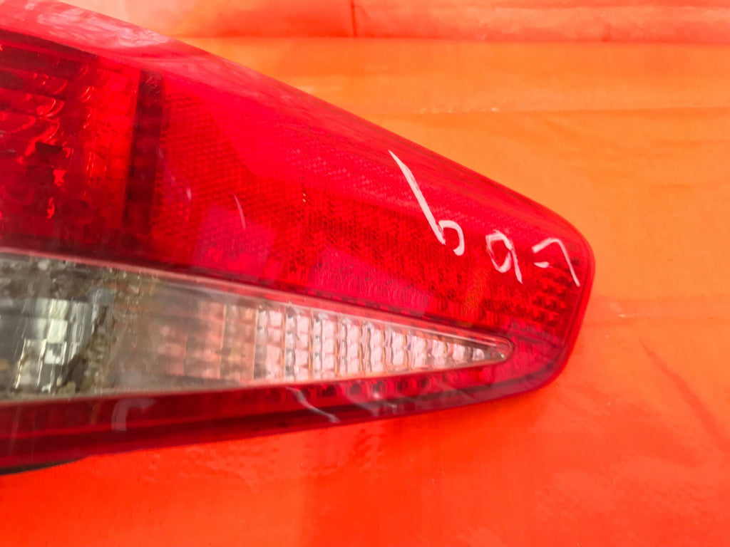 OEM 2003 2004 03 04 HONDA ACCORD   SEDAN   PASSENGER RIGHT OUTER TAIL LIGHT LAMP6