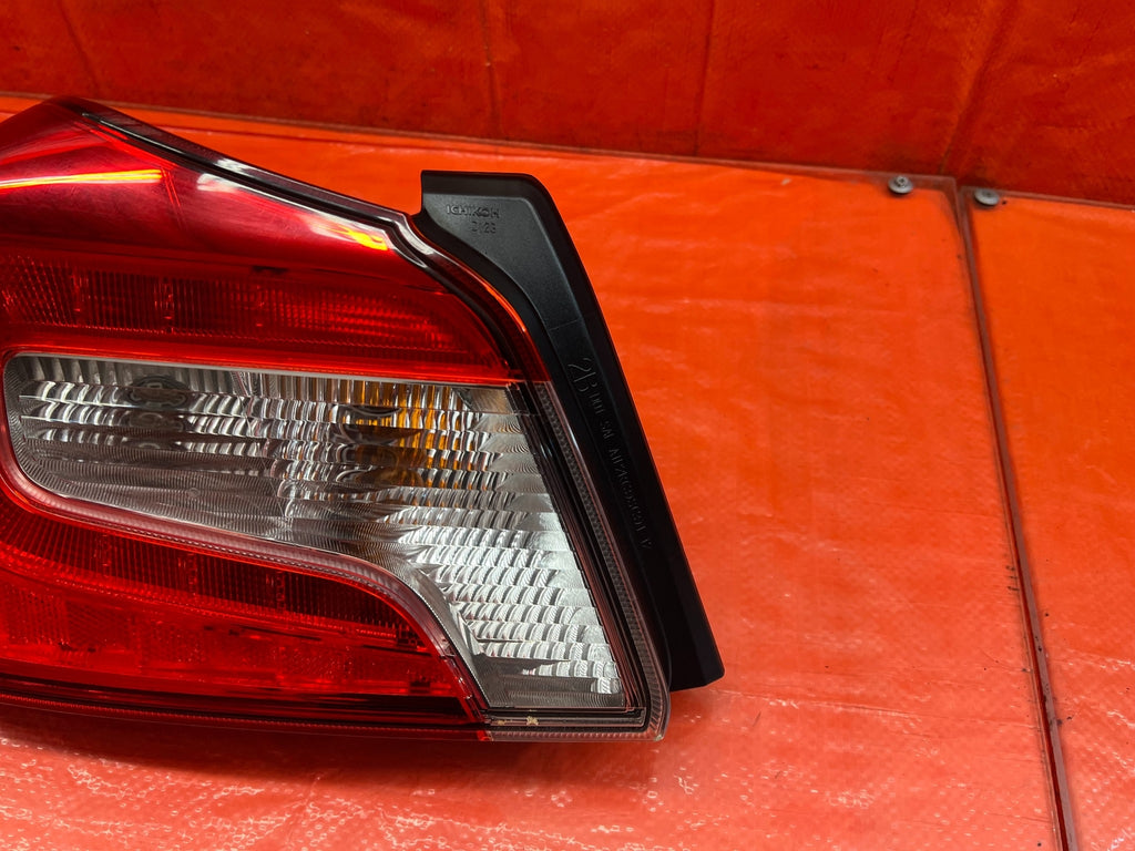 15 21 SUBARU WRX & STI   DRIVER LEFT   TAIL LIGHT LAMP   OEM FACTORY #1704