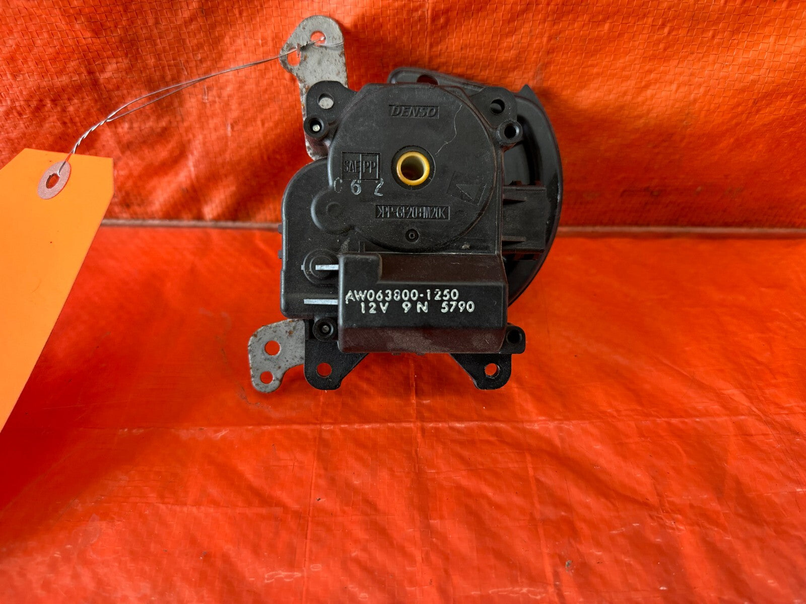 08 12 HONDA ACCORD SEDAN   AC MOTOR   AW063800 1250   OEM #239 12