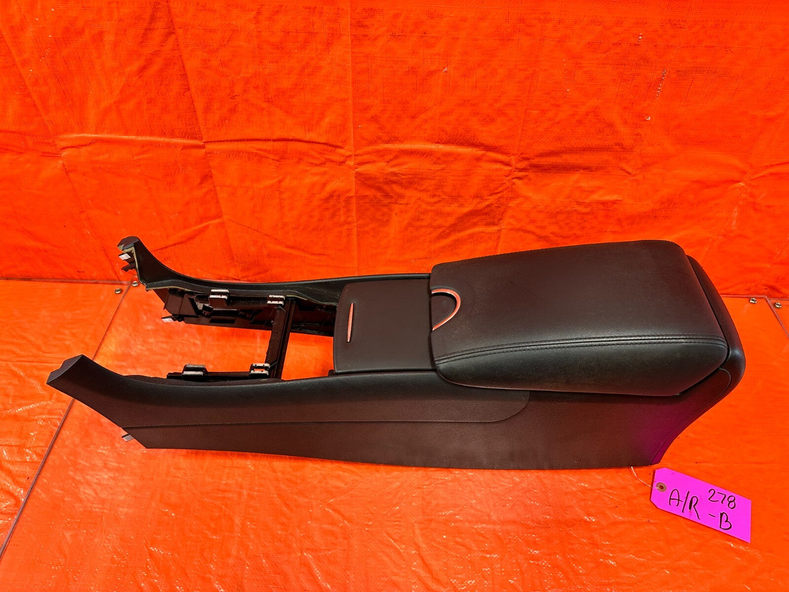 09 15 INFINITI G37 CONVERTIBLE   ARM REST / CENTER CONSOLE STORAGE OEM #32914