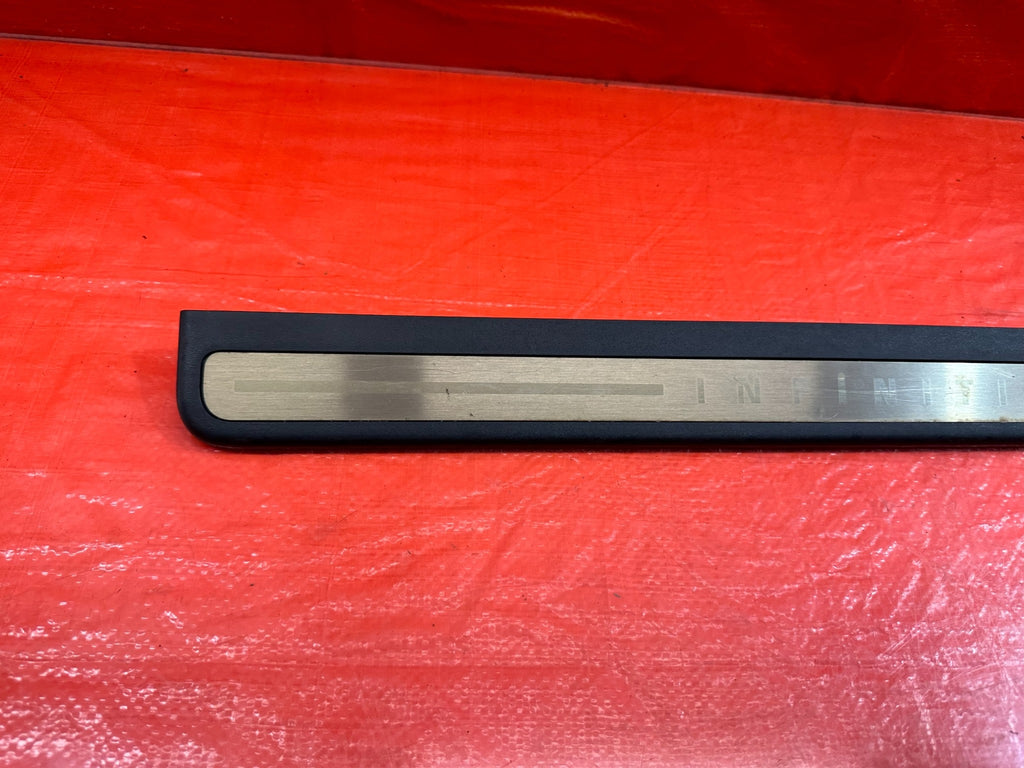 07 13 INFINITI G35 SEDAN FRONT LEFT / RIGHT FLOOR PILLAR DOOR SILL SCUFF PLATE7