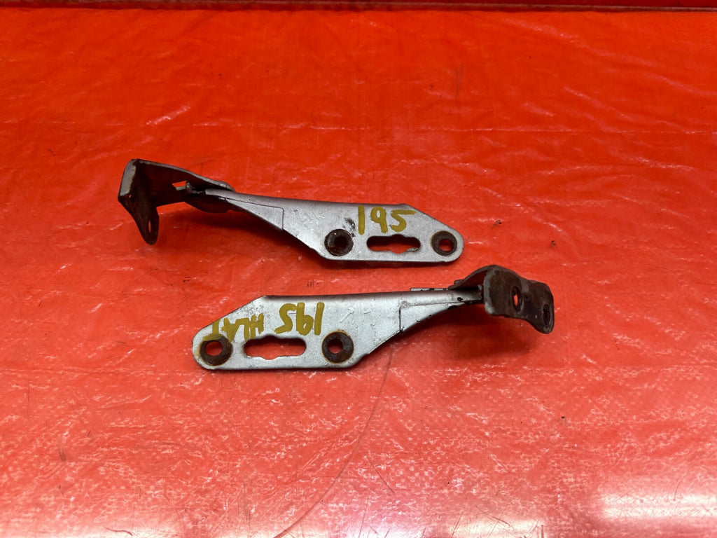 96 00 HONDA CIVIC   HOOD HINGE SET   DRIVER LEFT PASEENGER RIGHT   OEM   #1950