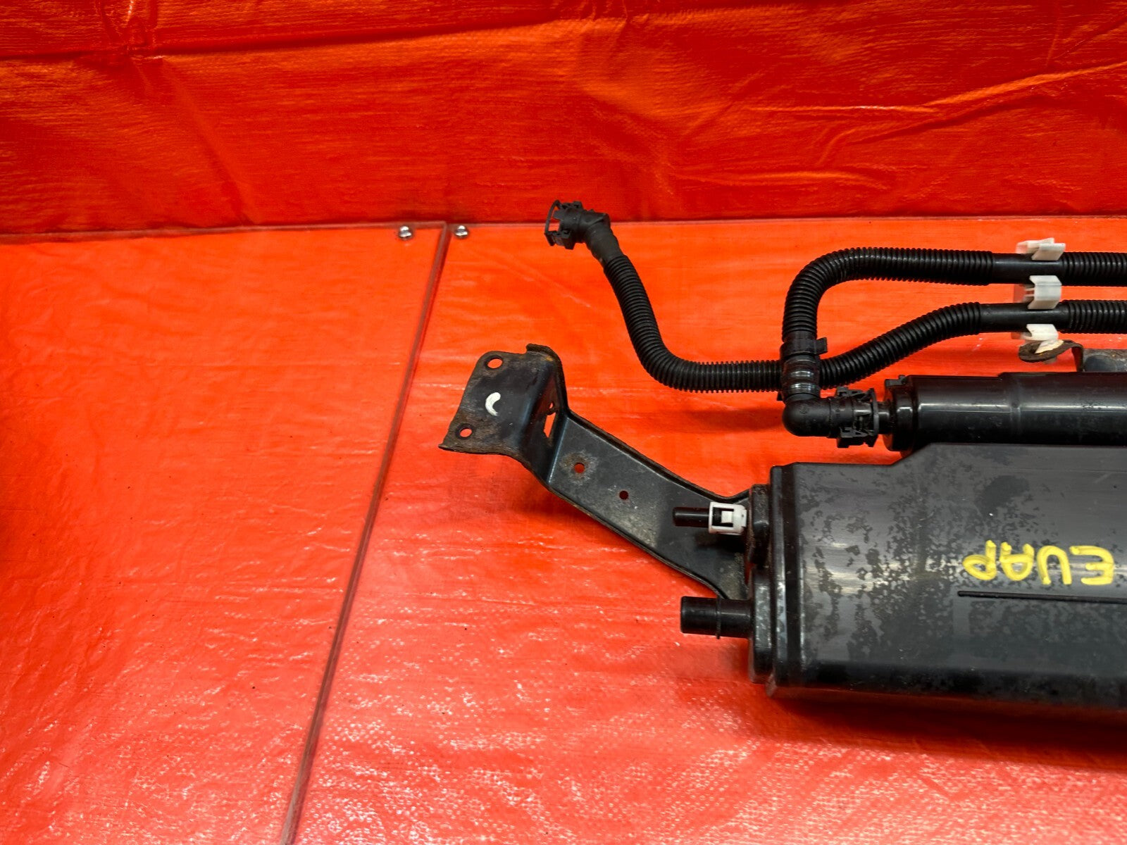 15 21 SUBARU WRX & STI   EJ257 FUEL VAPOR CHARCOAL EVAP TANK CANISTER   OEM #1808