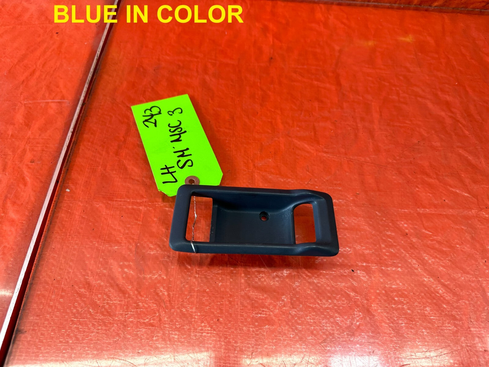 88 91 HONDA CRX   DRIVER LEFT INTERIOR DOOR HANDLE TRIM   BLUE COLOR   OEM #2430