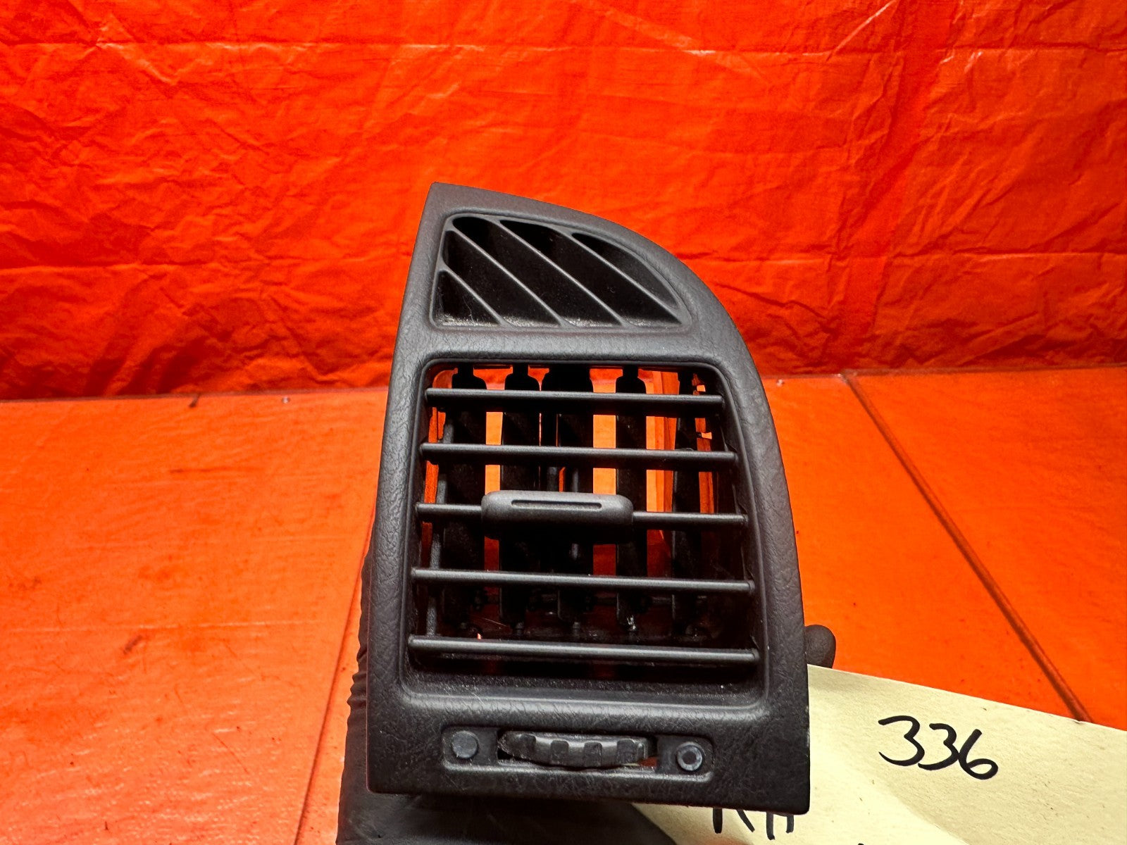 97 01 HONDA PRELUDE 2.2L PASSENGER RIGHT DASH DASHBOARD AC A/C AIR VENT #3366