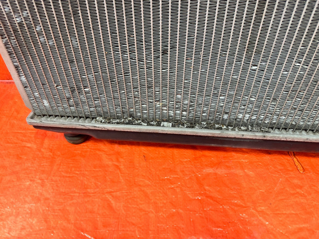 06 11 HONDA CIVIC SI   K20Z3 6 SPEED MANUAL RADIATOR ASSEMBLY   OEM FACTORY #2825
